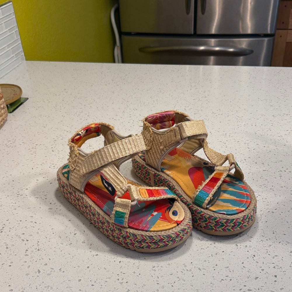 FARM Rio Multicolor Sandals